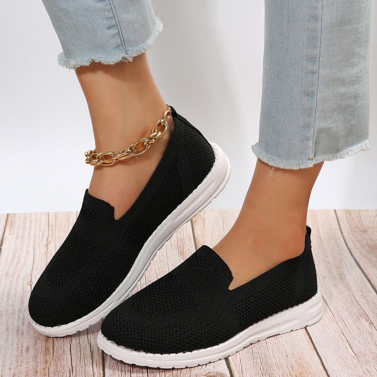 Flyknit Breathable Low Top Pumps Female Solid Color Sneakers